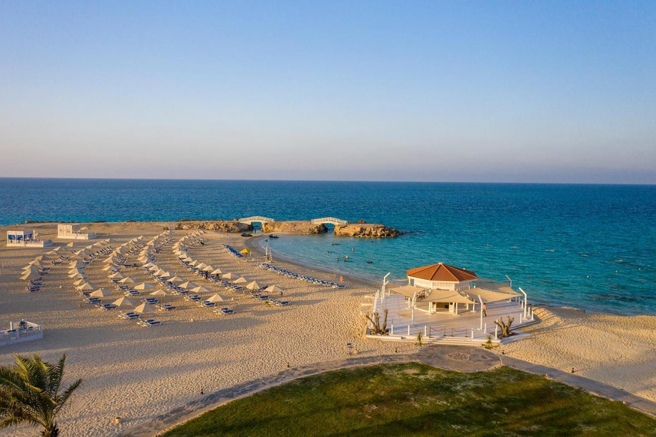 Rixos Alamein - Full Board Plus Эль-Аламейн Экстерьер фото The beach at the Dead Sea
